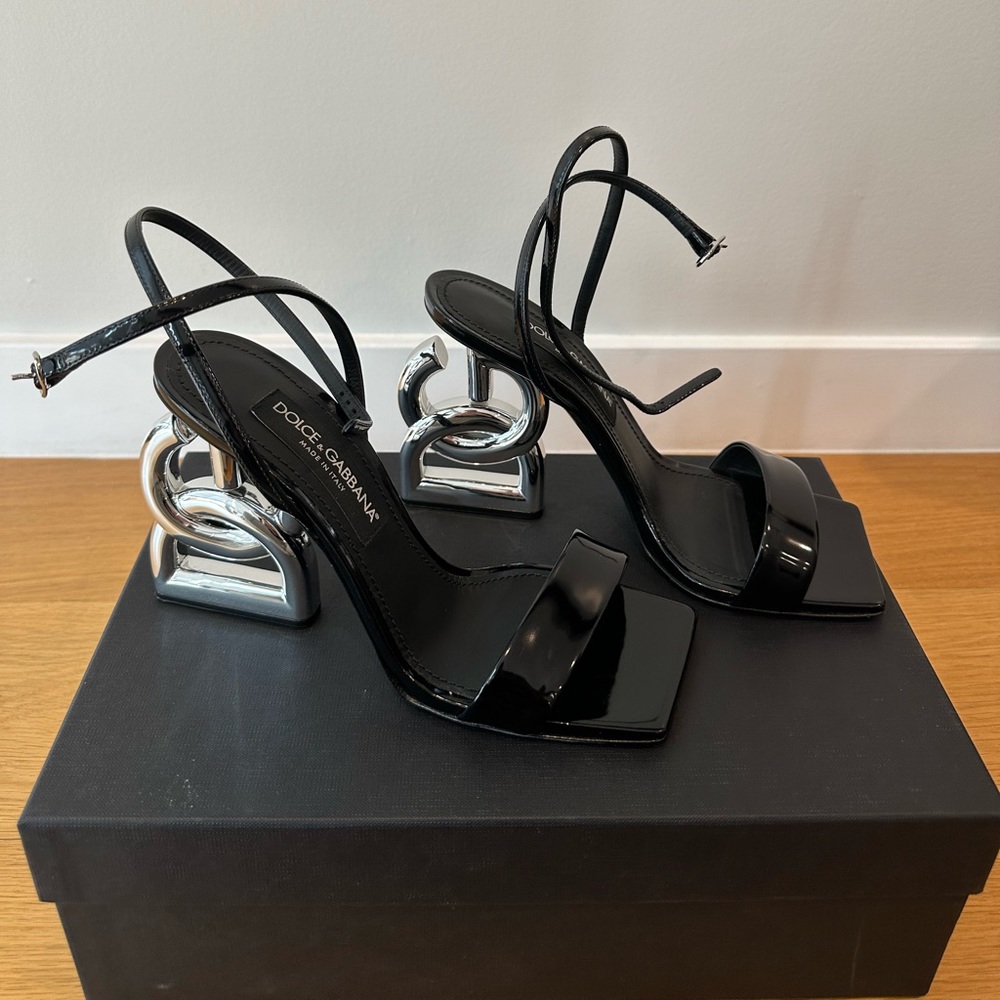 Dolce & Gabbana Black Heels
